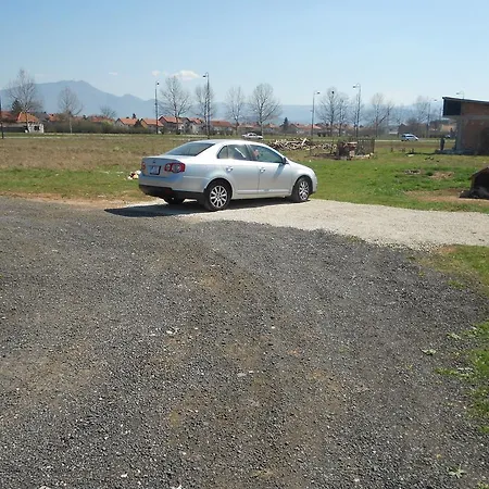Sokolovic Kolonija Sunny House سراييفو