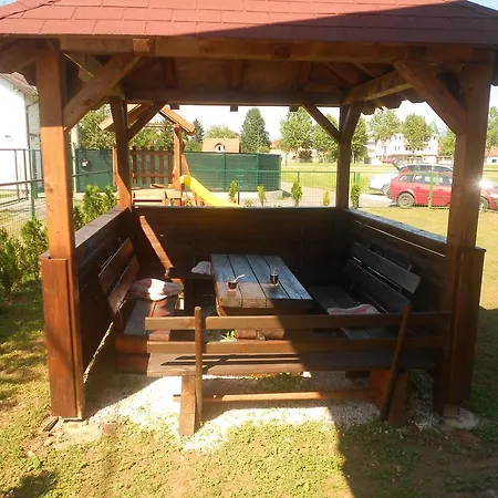 Sokolovic Kolonija Sunny House سراييفو