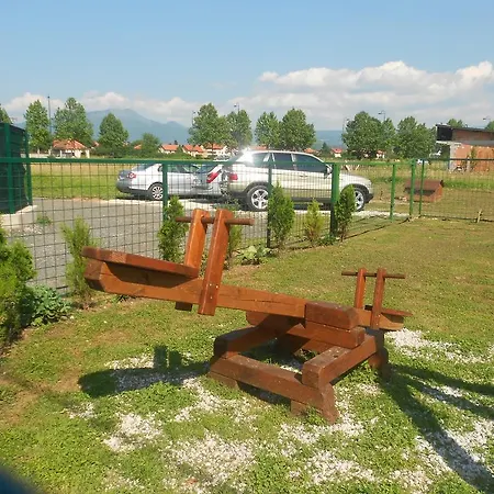 Sokolovic Kolonija Sunny House